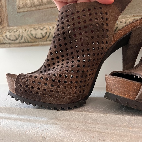 Pedro Garcia Camo Suede Heels - Picture 5 of 6